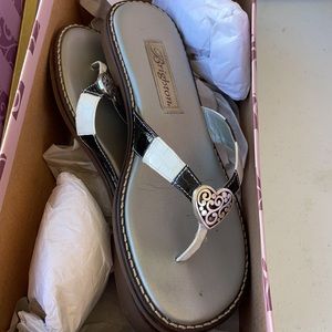 Size 6.5 sandals Orla2 black and white by Brighton